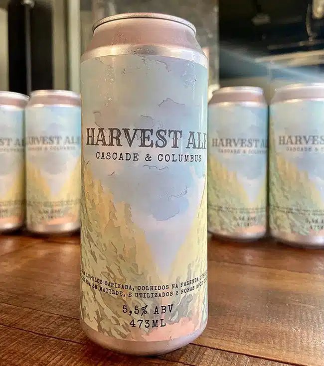 Haverá apenas 50 latas disponíveis para quem quiser levar a cerveja para casa, pois a parte maior do lote será servida como chope amanhã, totalizando 180 litros.
Haverá apenas 50 latas disponíveis para quem quiser levar a cerveja para casa, pois a parte maior do lote será servida como chope amanhã, totalizando 180 litros.