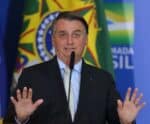 Bolsonaro é condenado pelo TSE e fica inelegível por oito anos