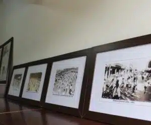 Exposição reúne fotos antigas da Festa de Cachoeiro fotos expostas