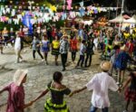 Fim de semana com feira de artesanato, festival de quadrilha e samba