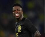 Vini Jr. fecha goleada de 4 a 1 contra Guiné em jogo contra o racismo