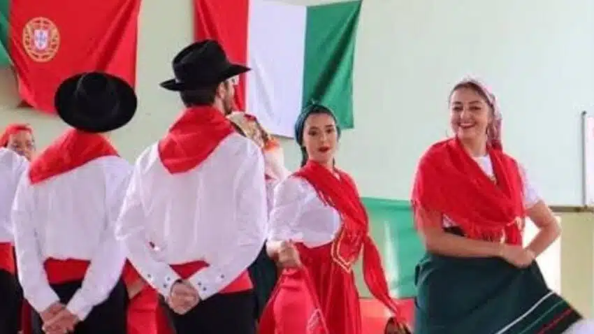 Dança folclórica em Conceição do Castelo