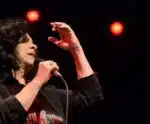 Esposa de Gal Costa aplicava golpes em nome da cantora, afirma Piauí