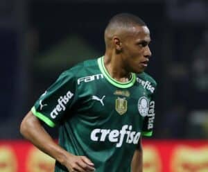 Jhon Jhon deve substituir Dudu pelo 3º jogo seguido no Palmeiras