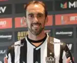 Diego Godín anuncia aposentadoria e recebe homenagens de ex-clubes