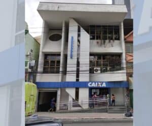 Agência da Caixa na Praça Jerônimo Monteiro mudará de endereço Fachada da Caixa