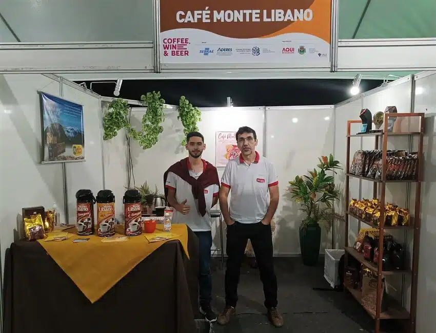 Foto mostra estande do Café Monte Líbano no Coffe, Wine & Beer em Pedra Menina