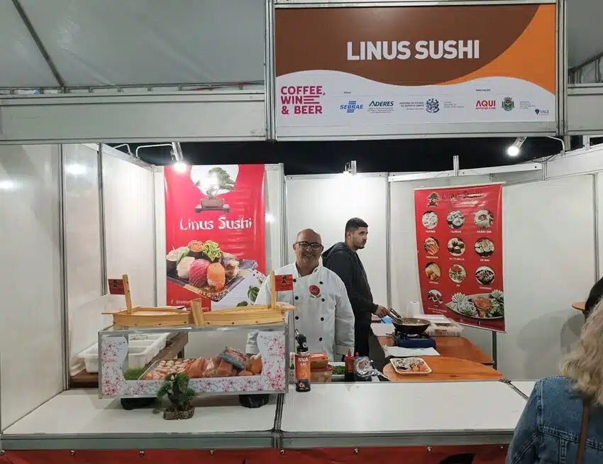 Foto mostra estande do Linus Sushi no Coffe, Wine & Beer em Pedra Menina