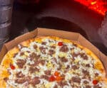 Novidade em Cachoeiro: conheça a pizza de Carne de Sol na Manteiga de Garrafa