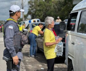 Detran|ES promove ação educativa no Dia do Motorista