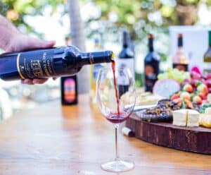Iriri recebe Festival Vinhos e Abraços neste fim de semana Iriri festival de vinhos