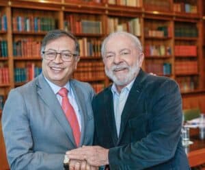 Lula e presidente da Colômbia se reúnem para discutir Amazônia Presidente da República, Luiz Inácio Lula da Silva, durante reunião com o Presidente da República da Colômbia, Gustavo Petro.