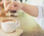 Aspartame causa câncer? OMS lança alerta sobre o consumo do adoçante