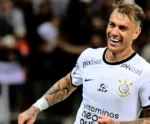 Corinthians reforça caixa com classificação e venda de jogadores