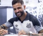 Santos anuncia Júnior Caiçara e lateral assina até o fim do Brasileirão