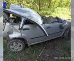 VÍDEO | Carro fica completamente destruído após cair de viaduto no ES