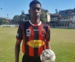 Jovem cachoeirense e revelação do Taça das Favelas ES quer ganhar o mundo do futebol
