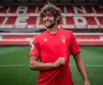 Gustavo Scarpa é emprestado ao Olympiakos após temporada apagada