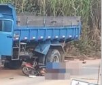 Colisão entre moto e caminhão deixa um morto e outro ferido