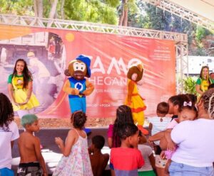 Gilson Carone recebe show gratuito do grupo Macakids no sábado (26)