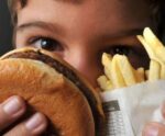 Especialista dá dicas de como prevenir a obesidade infantil