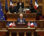 Charles III se torna primeiro monarca britânico a discursar no Parlamento francês