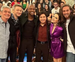 Sandy e Lucas cantam juntos após divórcio e fãs choram no programa ‘Altas Horas’