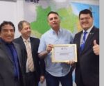 Após receber homenagem da Câmara, Bolsonaro projeta visita a Cachoeiro  