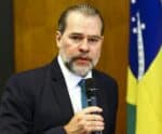 ‘Armação’: ministro aponta erro jurídico grave na prisão de Lula
