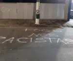 Palmeirenses deixam recado contra racistas no Allianz antes do jogo