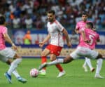 Bahia tem três gols anulados, mas vence o Internacional na Fonte Nova