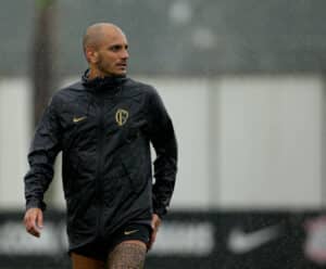 Jogador do Corinthians em treino