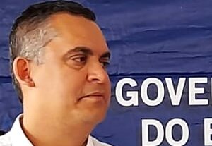 Gilson Daniel se coloca como o deputado federal do Caparaó Foto do deputado federal Gilson Daniel em solenidade do Governo do Estado