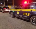 Mais acidente: motociclista morre após bater em carreta