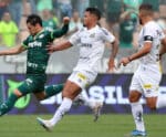 Palmeiras joga mal, é displicente e perde para o Santos após fracasso na Libertadores