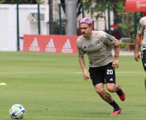 Dorival Júnior divide São Paulo em dois, aprimora ataque e testa defesa