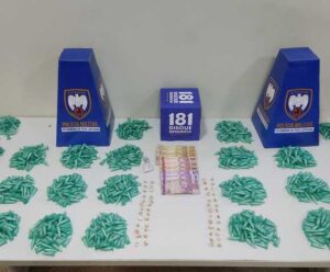 Operação da polícia apreende adolescentes, drogas e dinheiro no Espírito Santo
