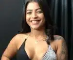 Influenciadora morre aos 21 anos após ser perseguida e baleada