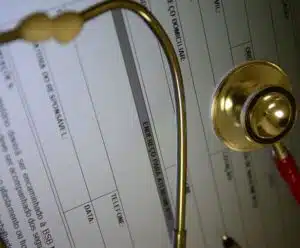ANS suspende temporariamente venda de 38 planos de saúde
