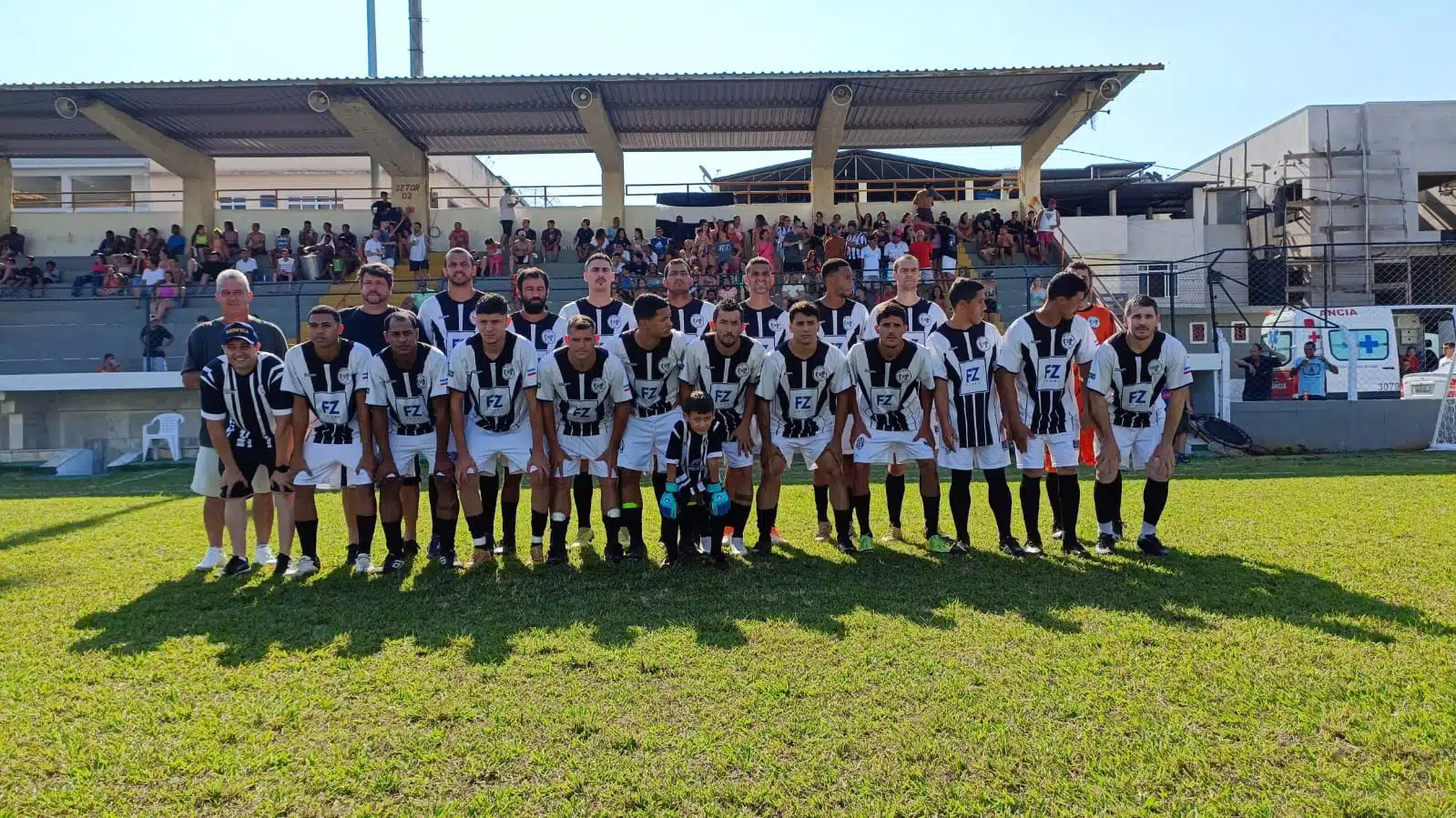 Jogadores posando para foto