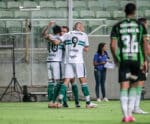 América-MG perde para o Coritiba e é o primeiro rebaixado no Brasileirão