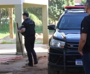 A casa caiu! Polícia prende suspeitos com drogas em Mimoso do Sul