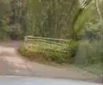 Após “aniversário de buraco”, estrada em Ibitirama recebe presente