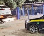 PRF prende criminoso e recupera veículo roubado no ES
