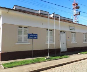 Prefeitura de Alfredo Chaves abre concurso público com 320 vagas Prefeitura de Alfredo Chaves