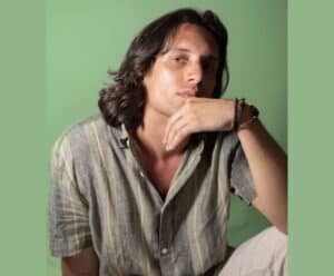 Cantor capixaba lança novo EP inspirado em suas origens