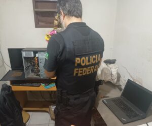 Polícia Federal realiza operação de combate ao abuso sexual infantil PF faz operação de combate ao abuso sexual infantil