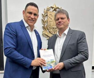 Estudo coordenado por Da Vitória impressiona governador de SP