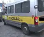 Motorista e mulher são presos após morte de criança esquecida em van escolar