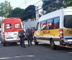 Criança de 4 anos é encontrada morta dentro de van escolar criança de 4 anos encontrada morta dentro de Van escolar em SP
